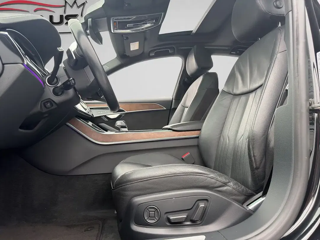 Audi A8 - Thumbnail 11