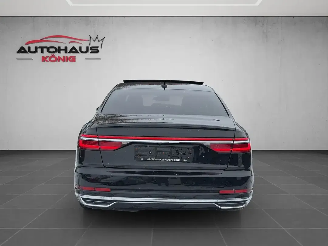 Audi A8 - Thumbnail 6