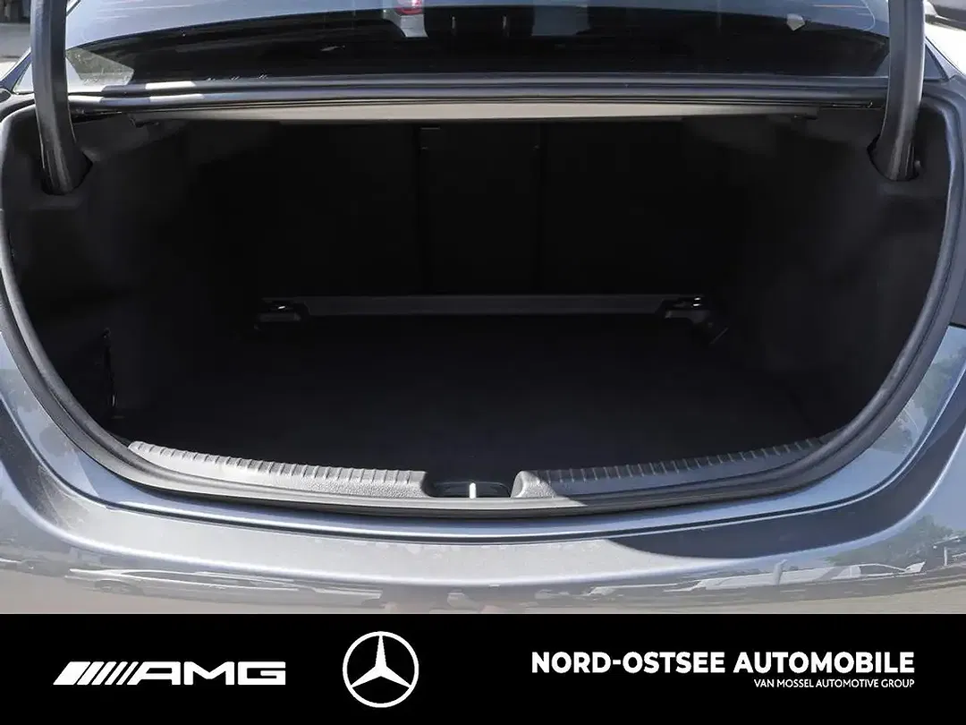 Mercedes-Benz C 300 - Thumbnail 14