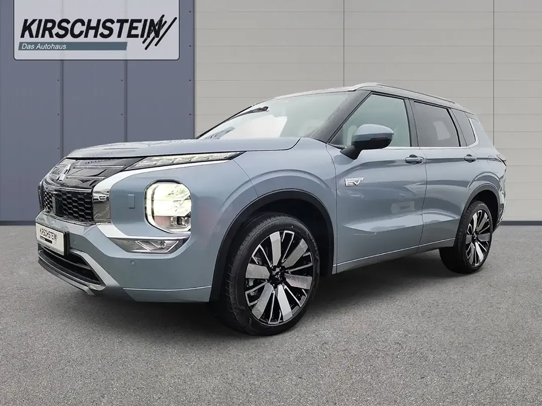 Mitsubishi Outlander - Thumbnail 2
