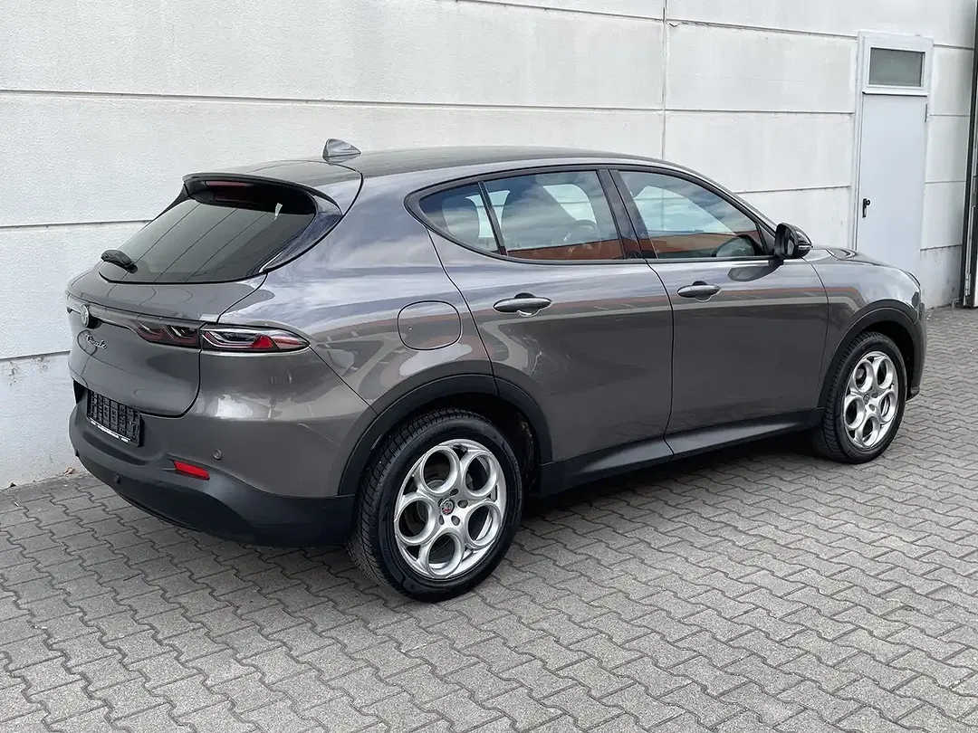Alfa Romeo Tonale - Thumbnail 2