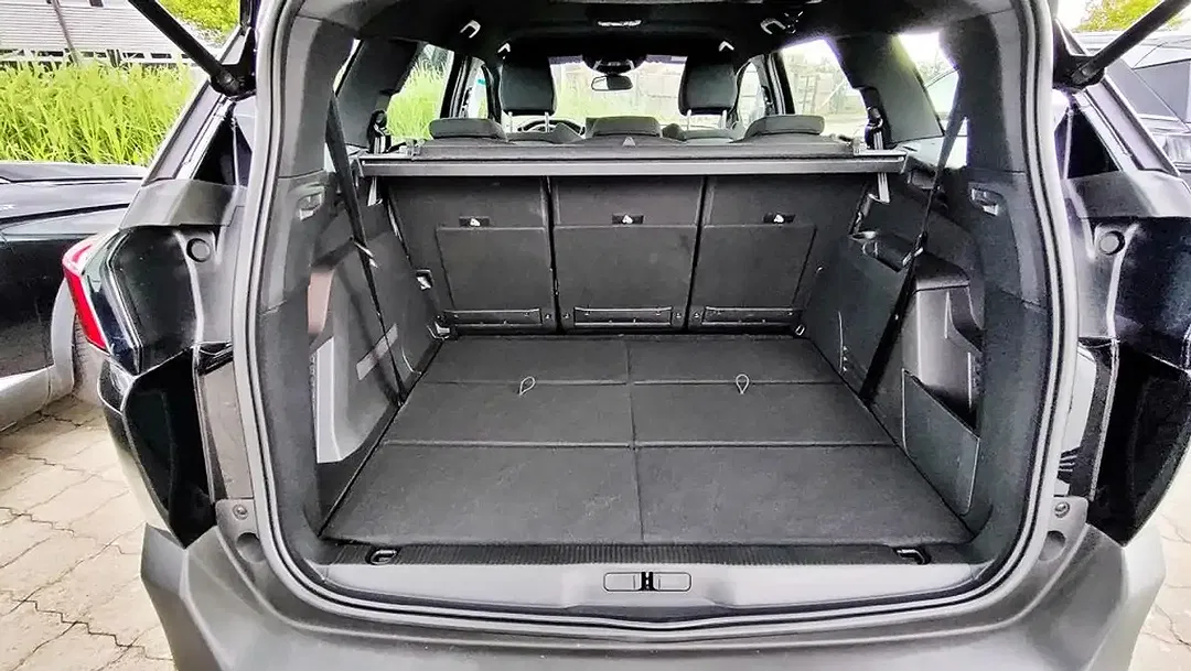 Peugeot 5008 - Thumbnail 10