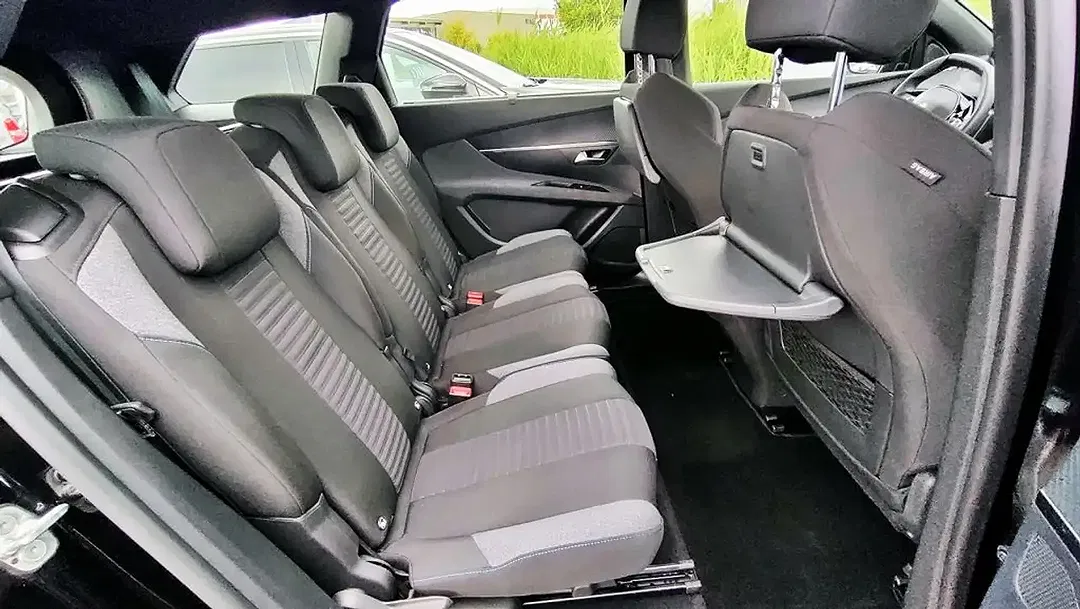 Peugeot 5008 - Thumbnail 8