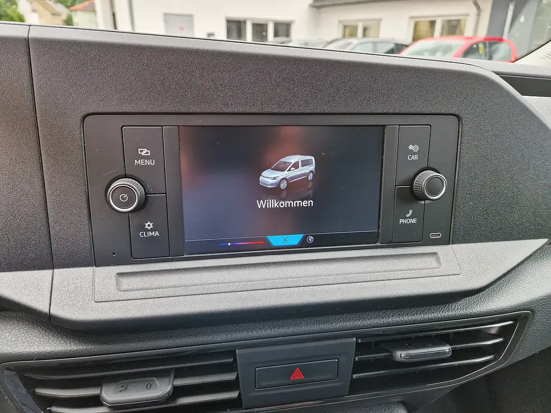 Volkswagen Caddy - Thumbnail 6