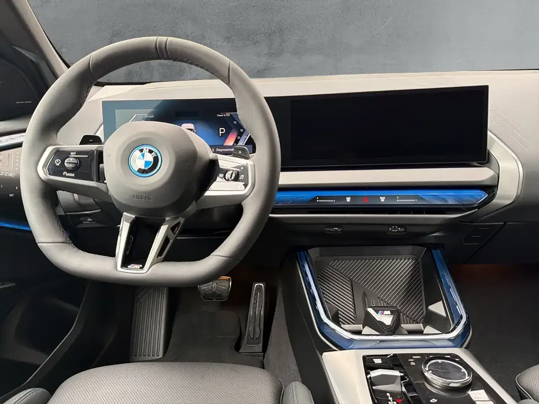 BMW X3 - Thumbnail 10