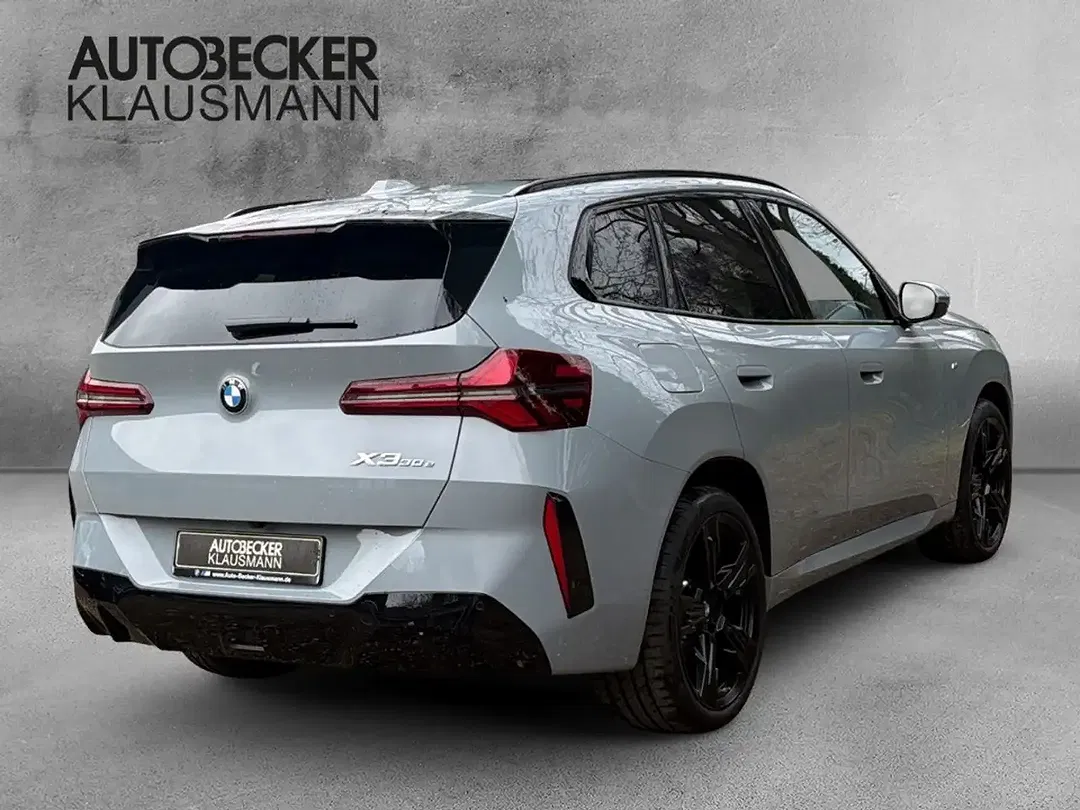 BMW X3 - Thumbnail 2