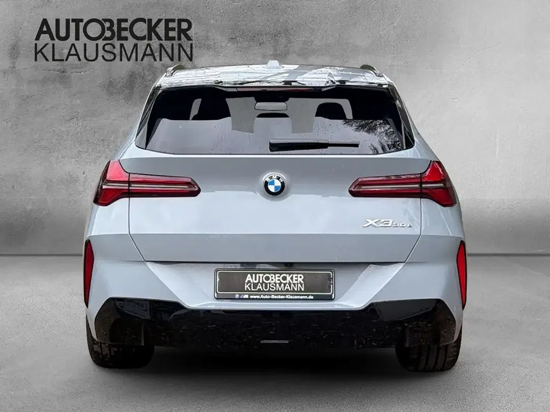 BMW X3 - Thumbnail 6