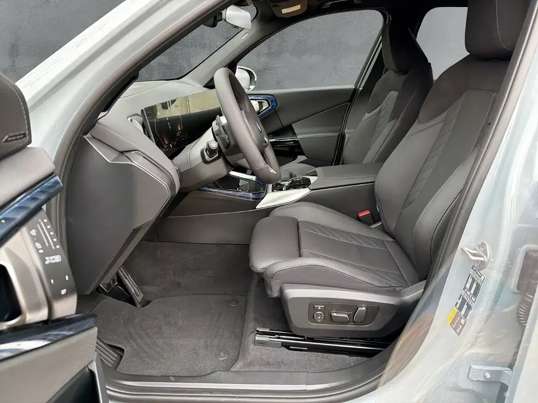 BMW X3 - Thumbnail 8