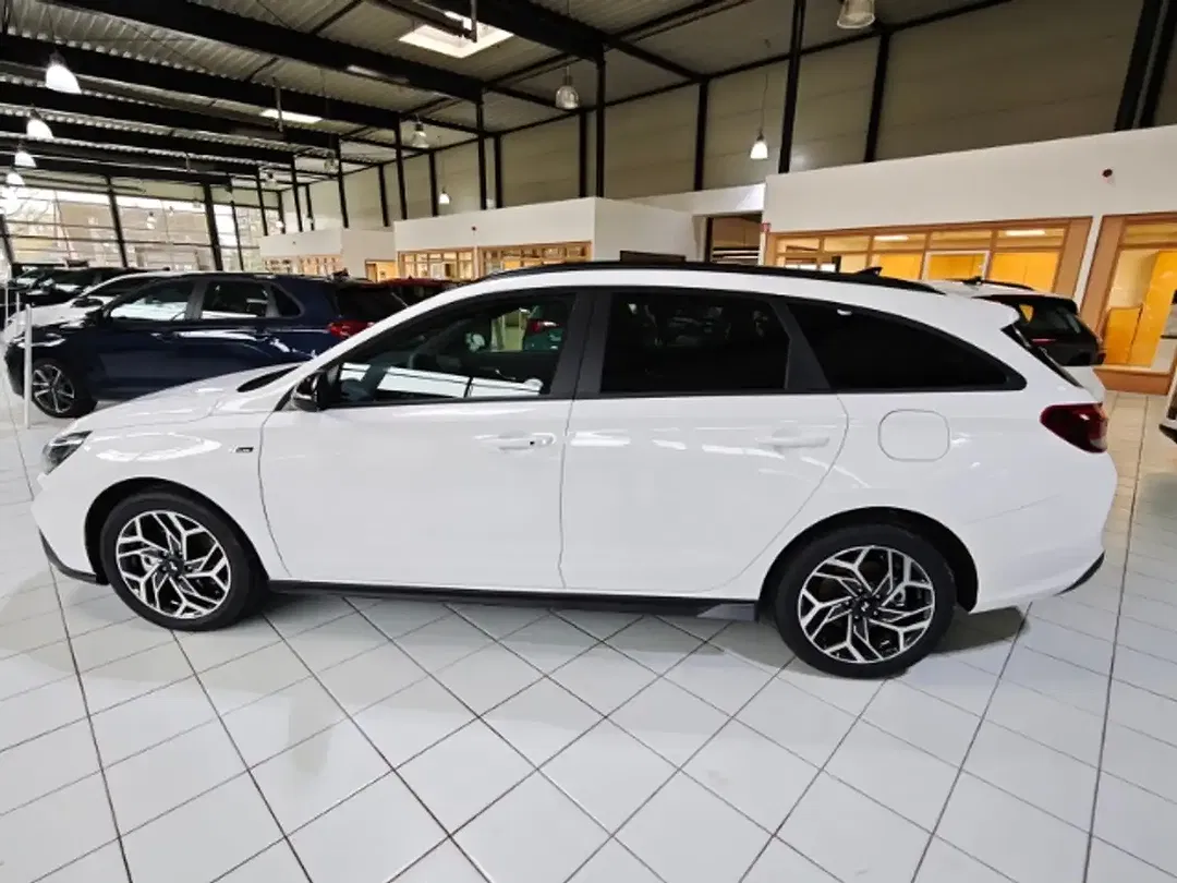 Hyundai i30 - Thumbnail 4