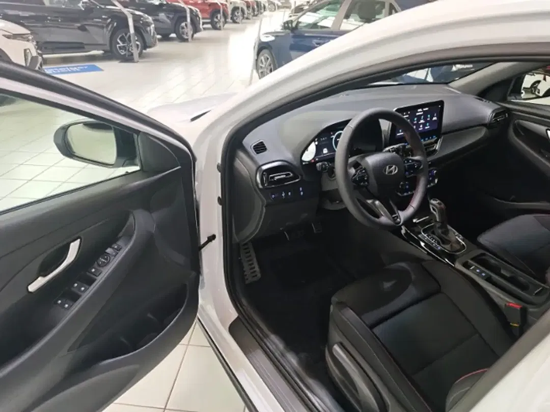 Hyundai i30 - Thumbnail 7