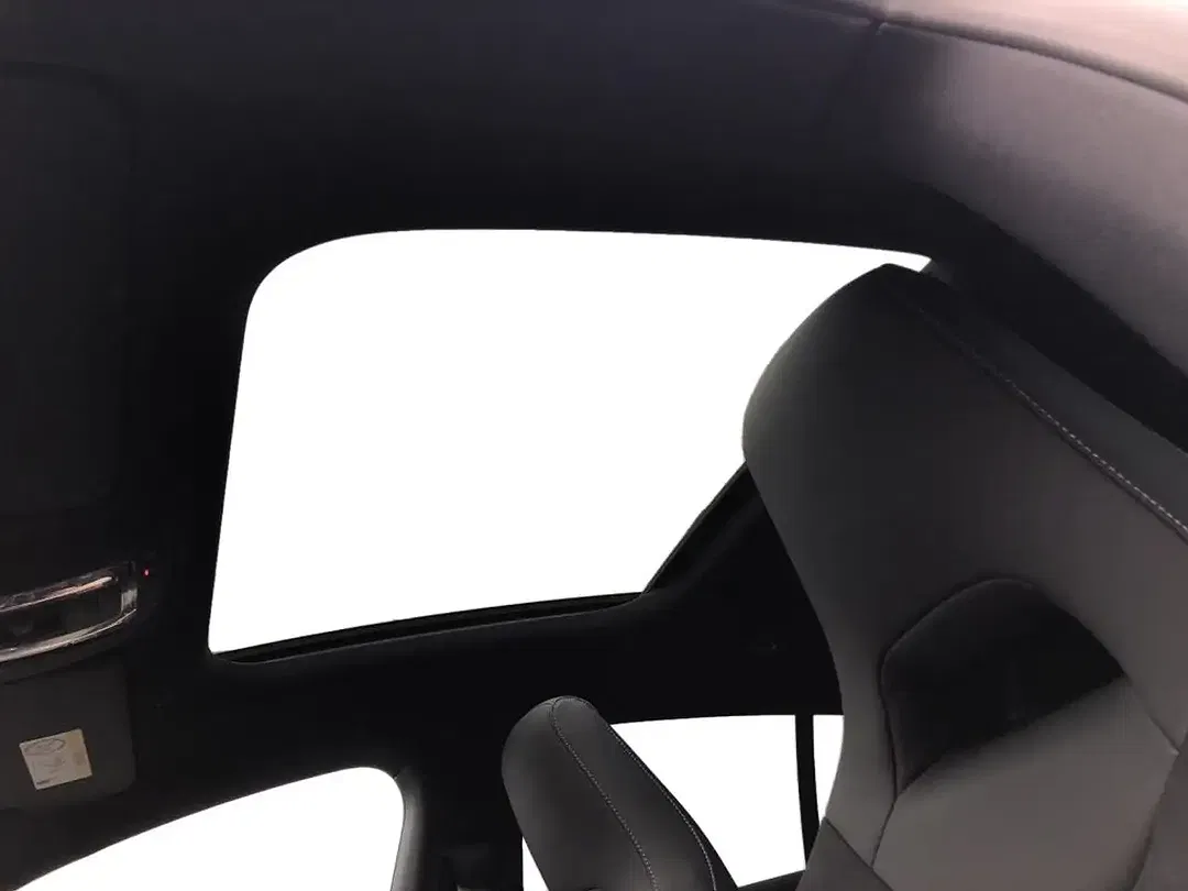Mercedes-Benz CLA 200 - Thumbnail 13