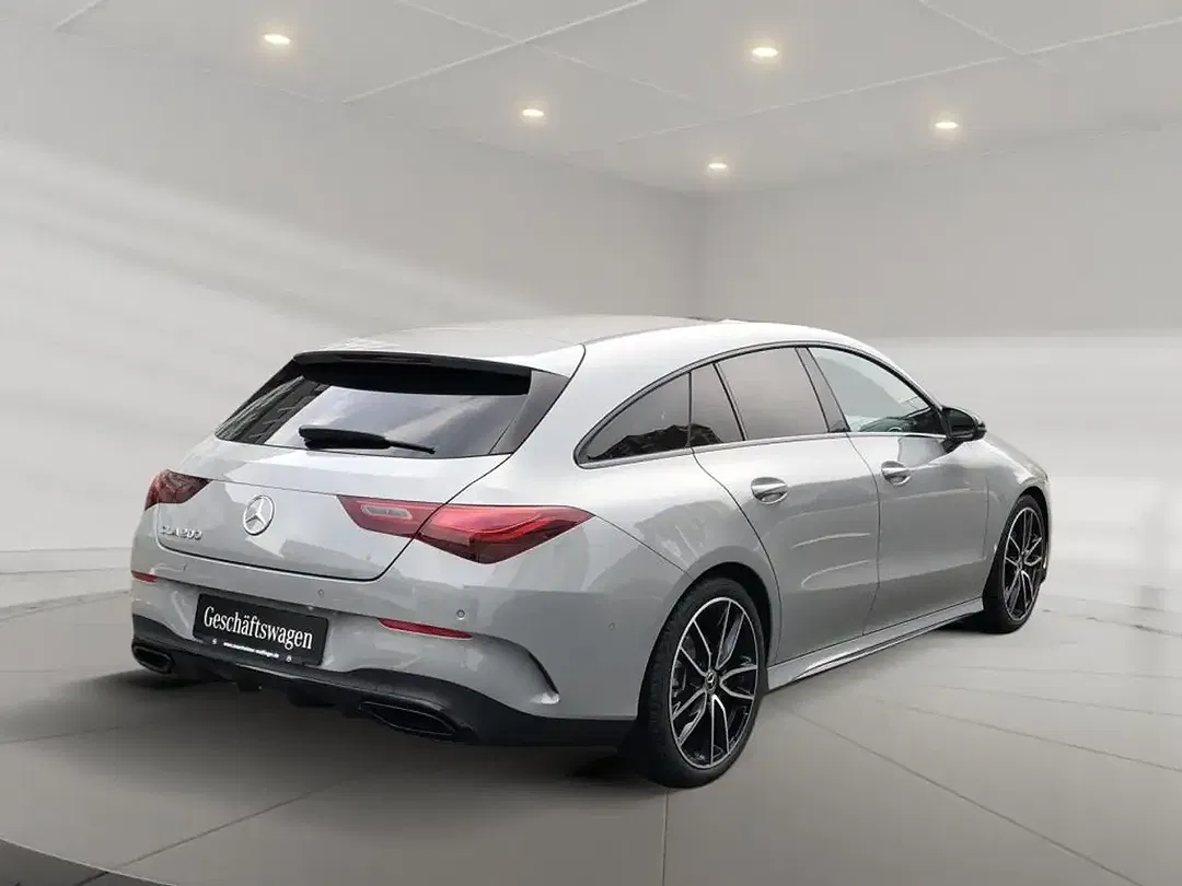 Mercedes-Benz CLA 200 - Thumbnail 2