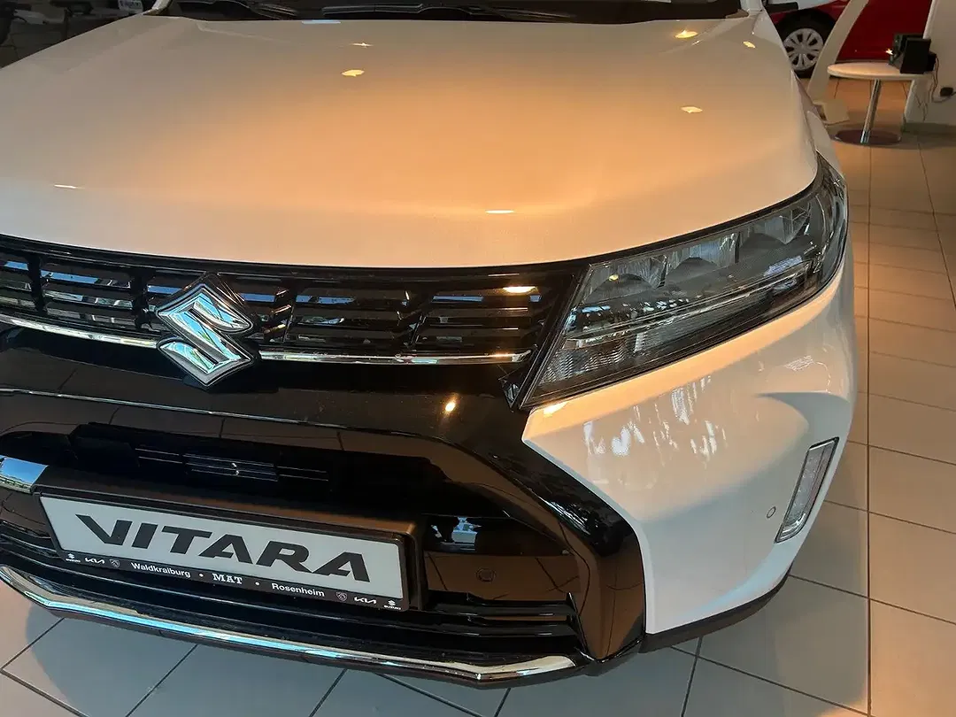 Suzuki Vitara - Thumbnail 4