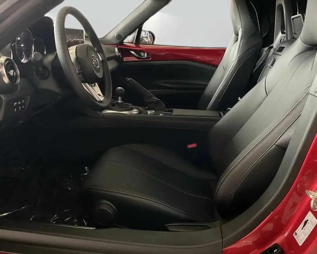 Mazda MX-5 - Thumbnail 10