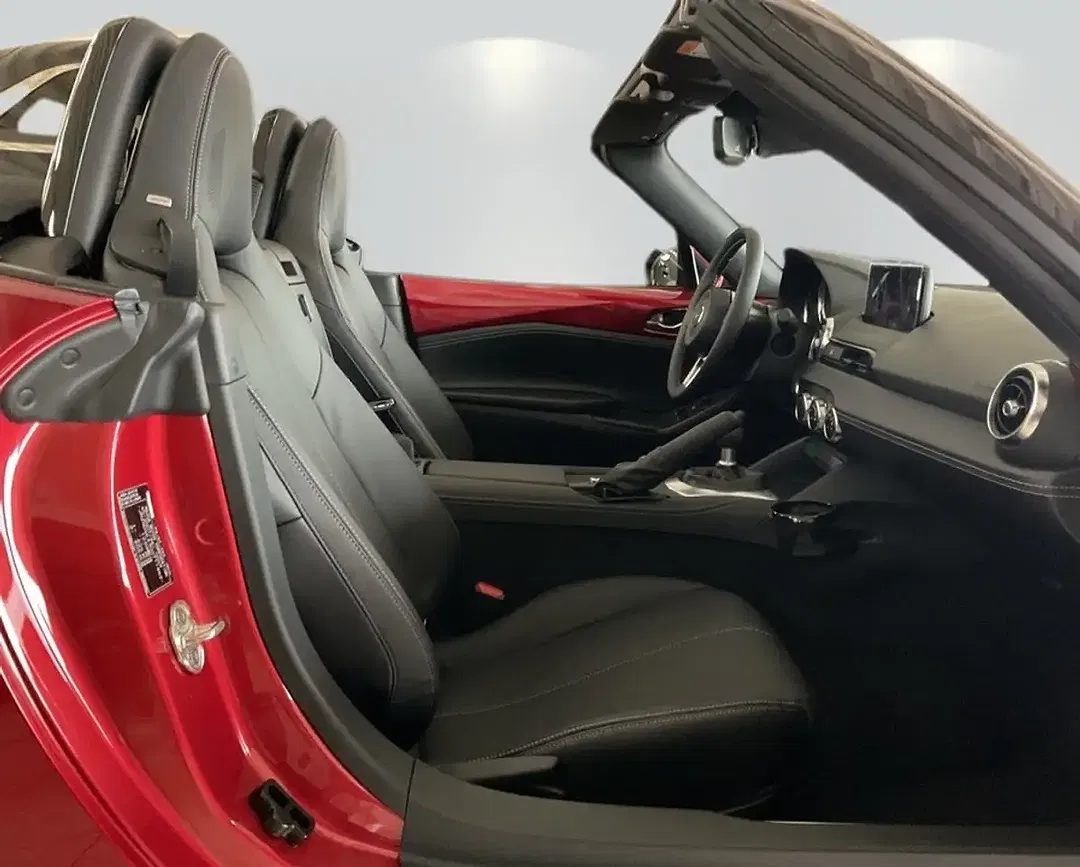 Mazda MX-5 - Thumbnail 12