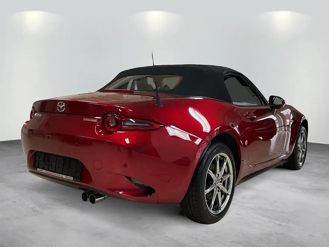 Mazda MX-5 - Thumbnail 4
