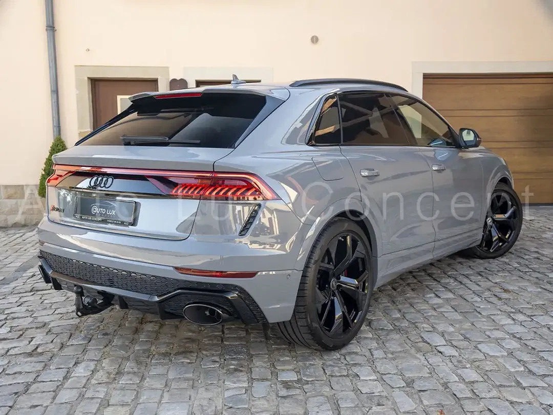Audi RS Q8 - Thumbnail 4