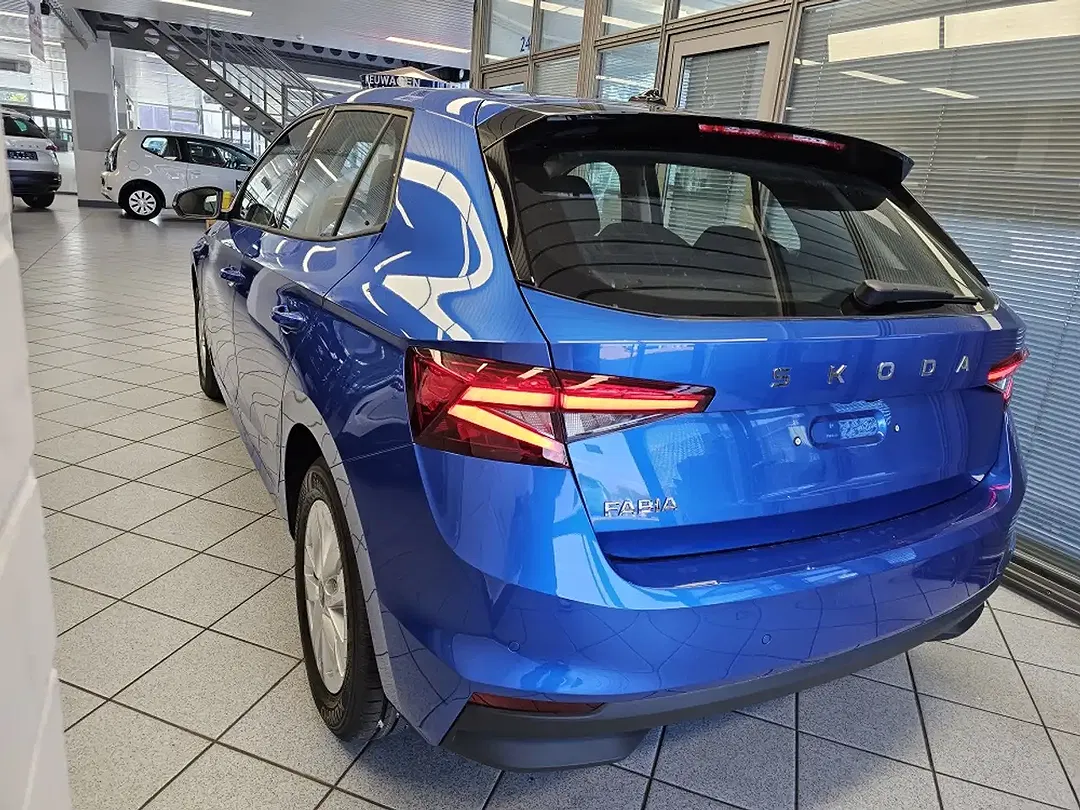 Skoda Fabia - Thumbnail 5
