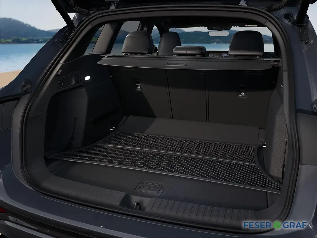 Audi Q6 e-tron - Thumbnail 10