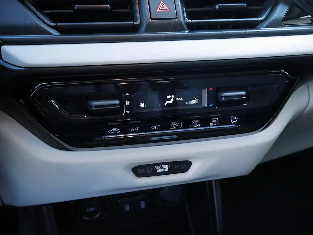 Suzuki Swift - Thumbnail 15