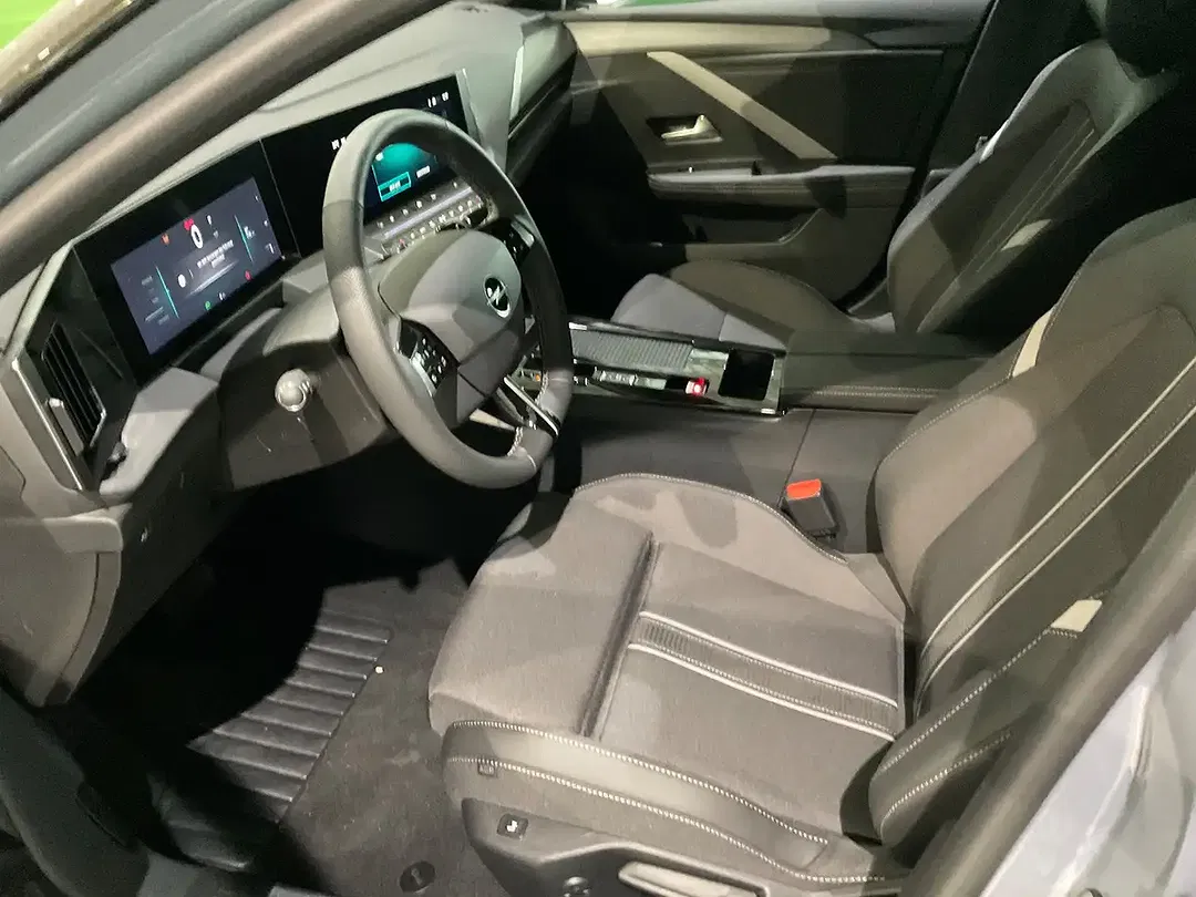 Opel Astra - Thumbnail 6