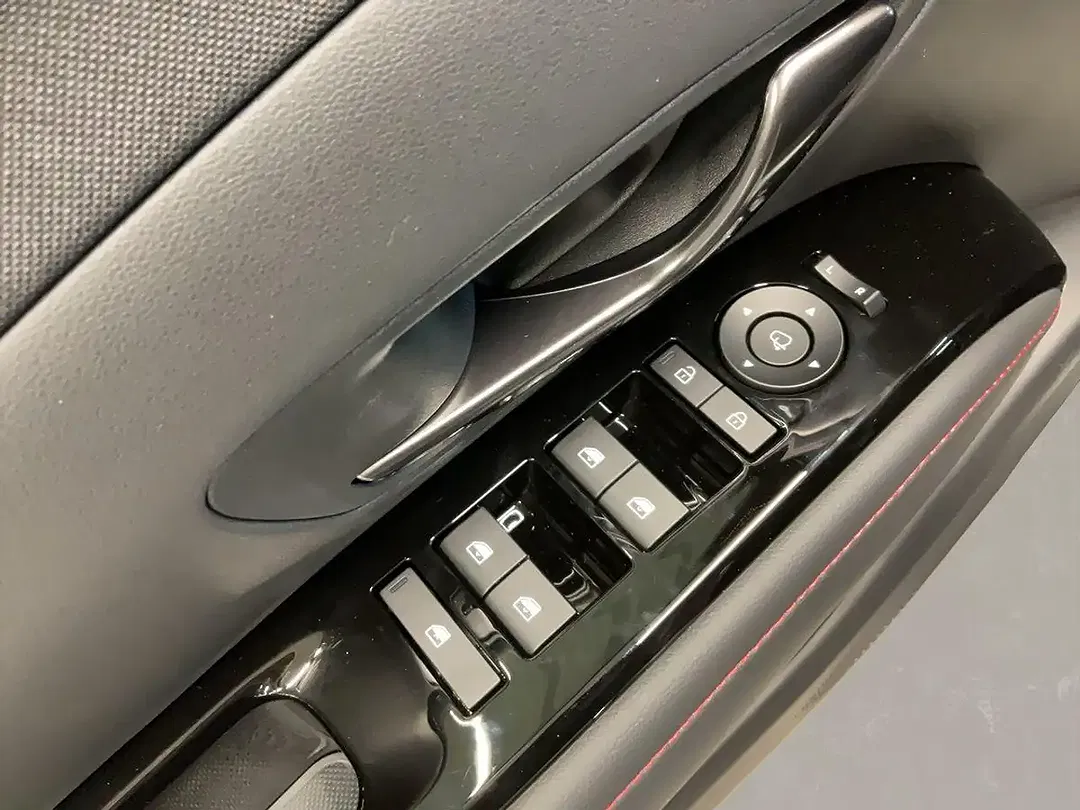 Hyundai TUCSON - Thumbnail 11
