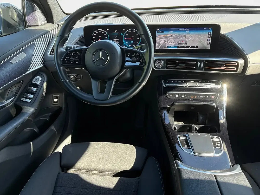 Mercedes-Benz EQC 400 - Thumbnail 6