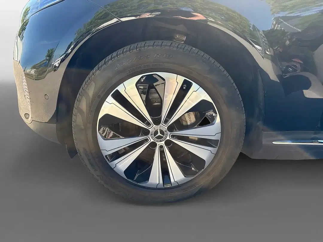 Mercedes-Benz EQC 400 - Thumbnail 5