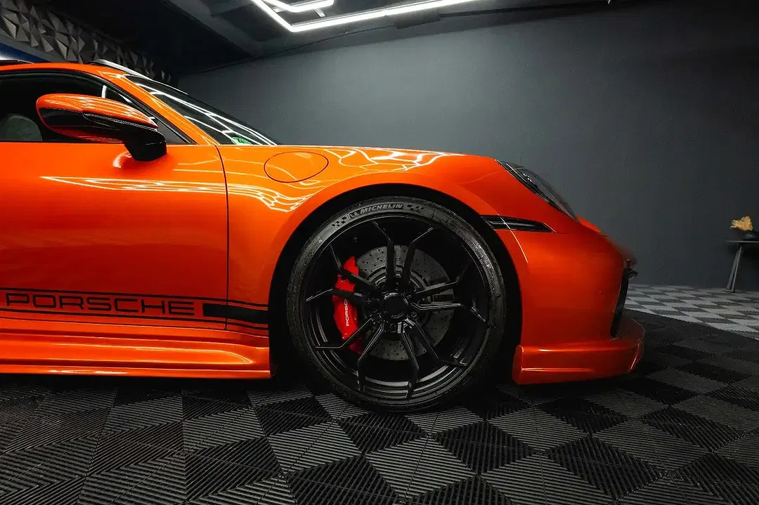 Porsche 992 - Thumbnail 14