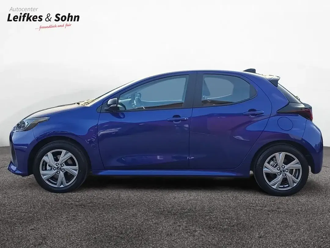 Mazda 2 - Thumbnail 2