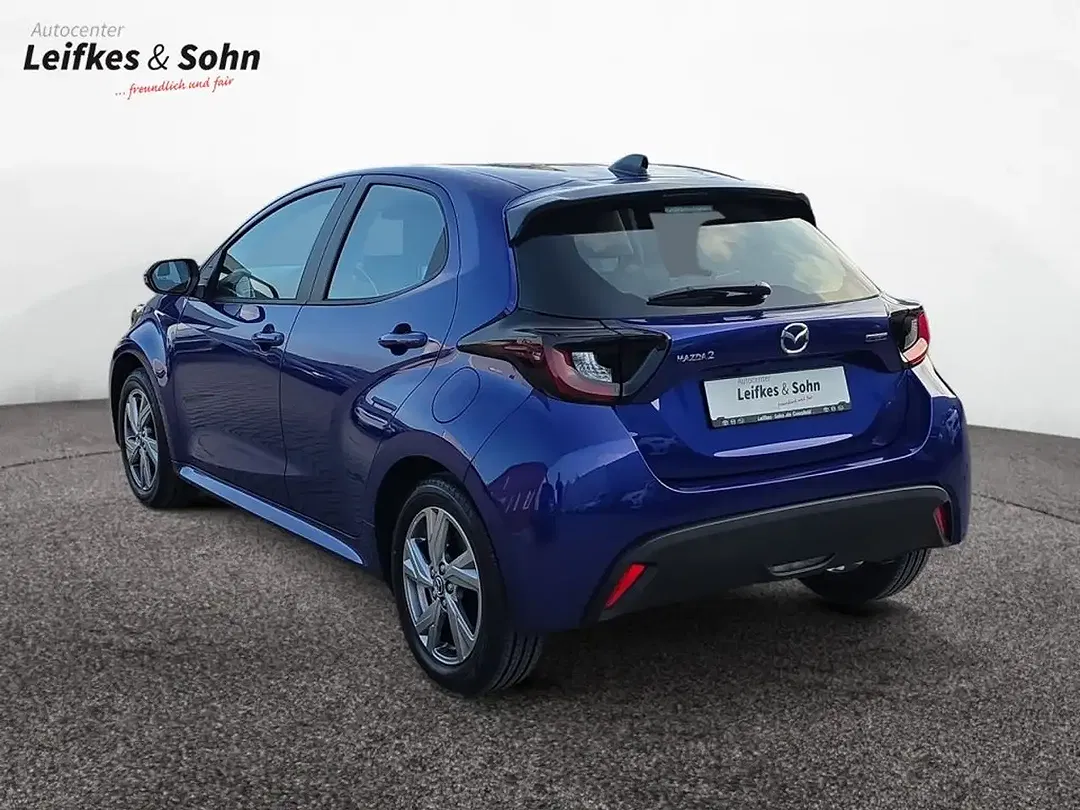 Mazda 2 - Thumbnail 3