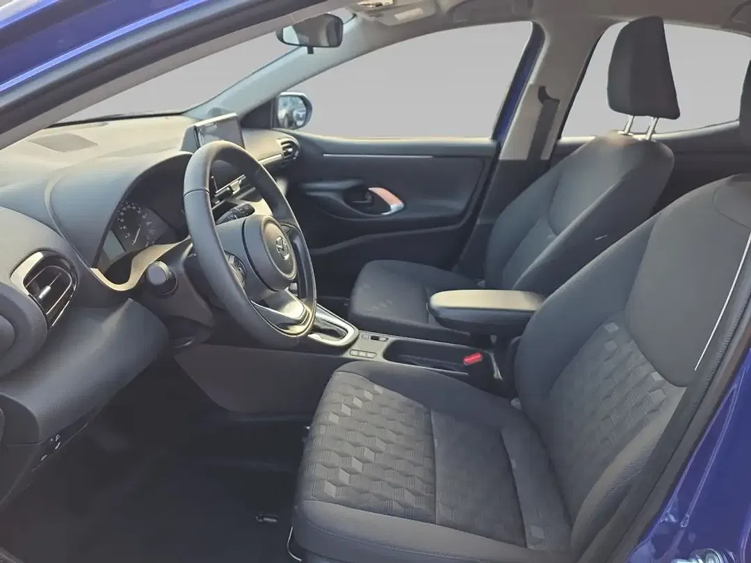 Mazda 2 - Thumbnail 9