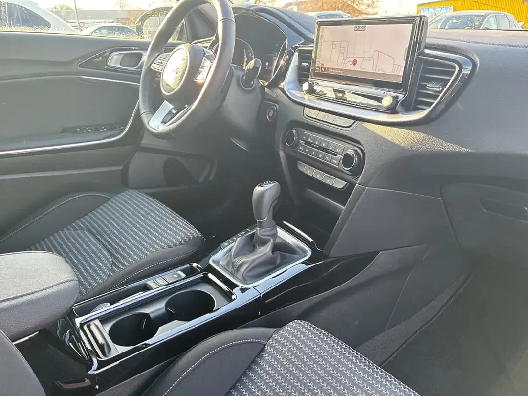 Kia Ceed / cee'd - Thumbnail 11