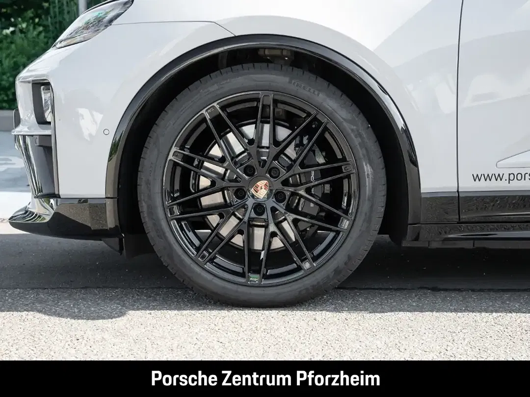 Porsche Macan - Thumbnail 15