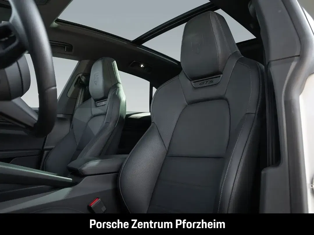 Porsche Macan - Thumbnail 6