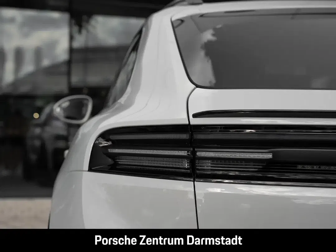 Porsche Macan - Thumbnail 13