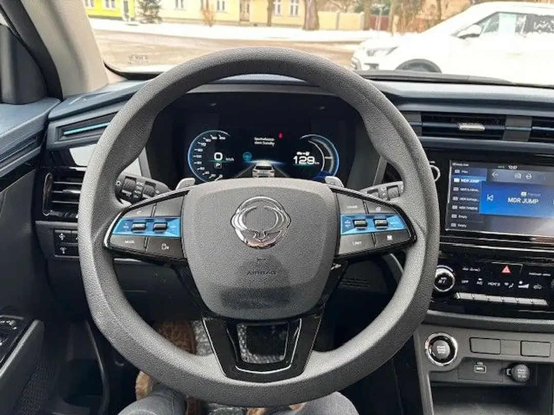 KGM Korando - Thumbnail 12