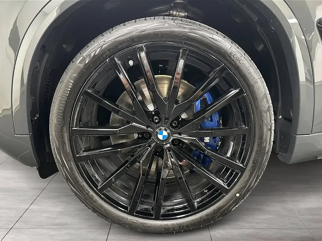 BMW X5 - Thumbnail 6