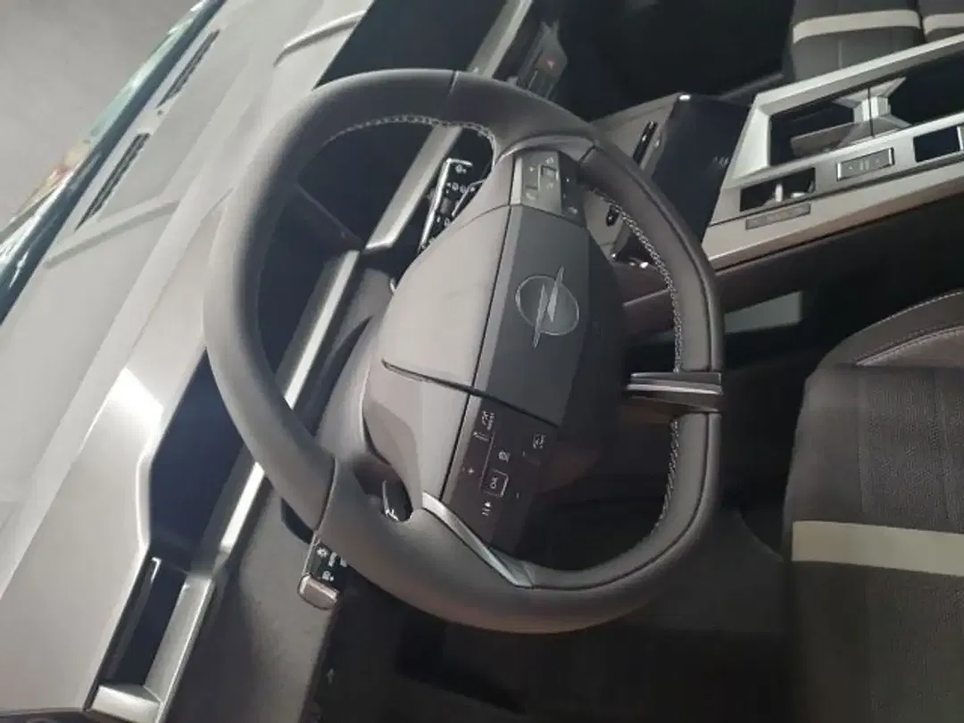 Opel Grandland - Thumbnail 10