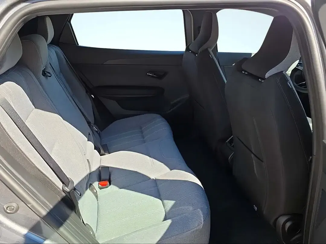 Mitsubishi Eclipse Cross - Thumbnail 10