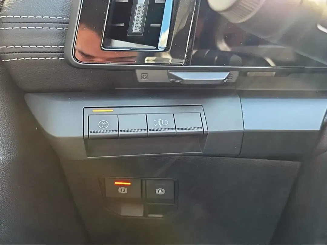 Mitsubishi Eclipse Cross - Thumbnail 15