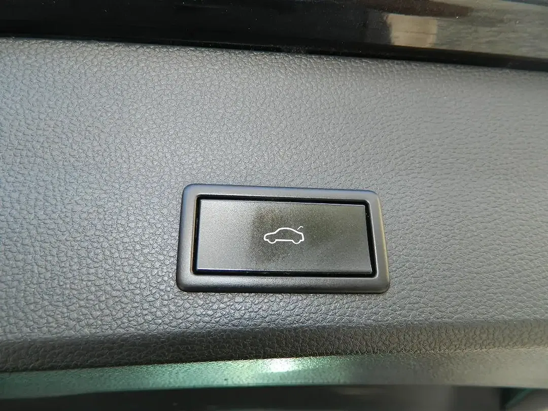 SEAT Ateca - Thumbnail 12