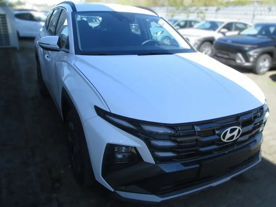 Hyundai TUCSON - Thumbnail 2