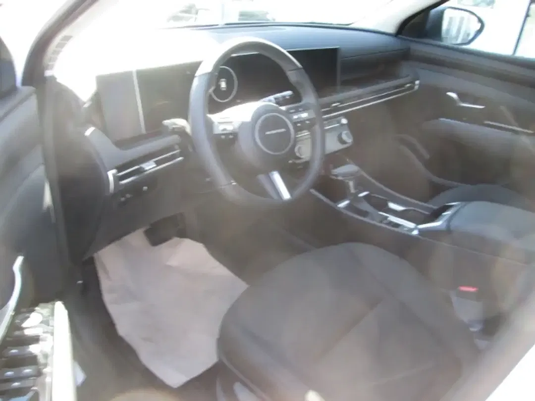 Hyundai TUCSON - Thumbnail 9