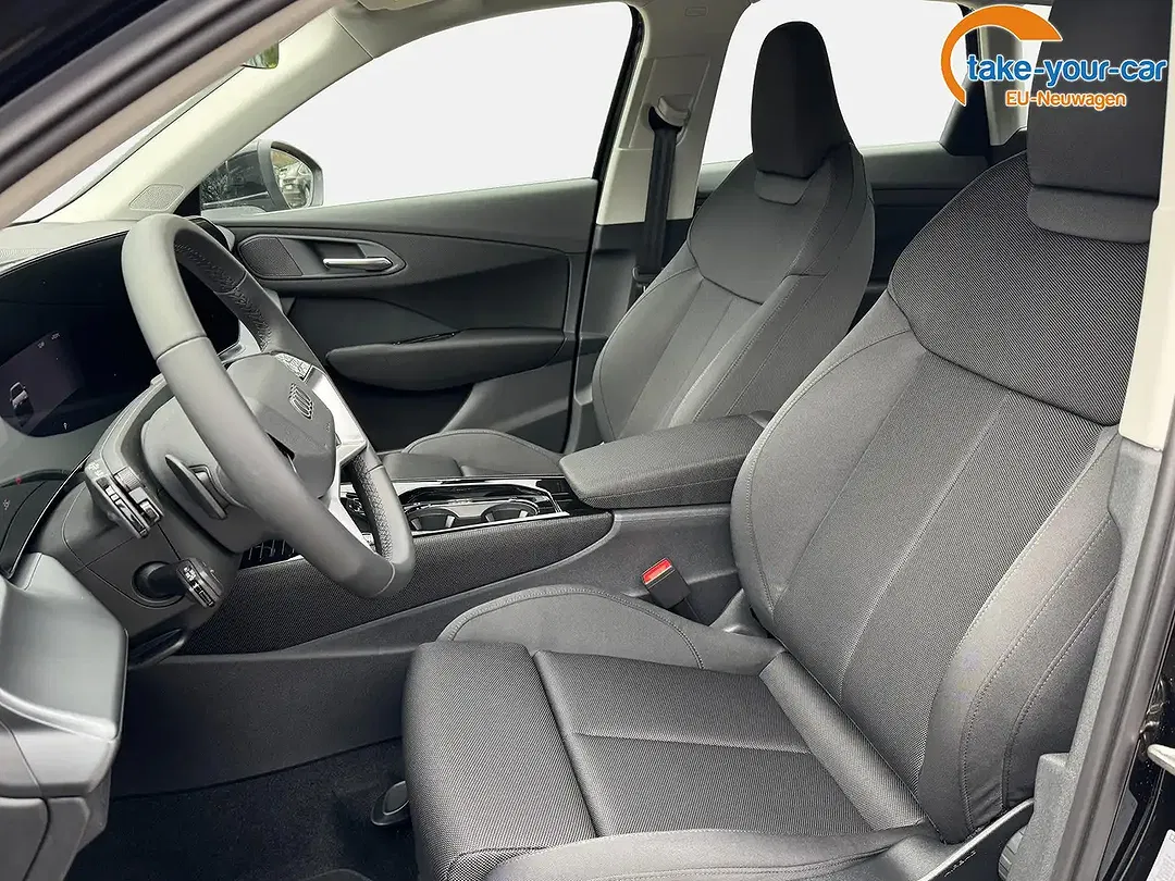 Audi Q3 - Thumbnail 9