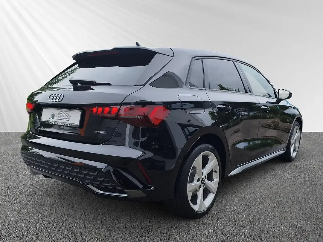Audi A3 - Thumbnail 3