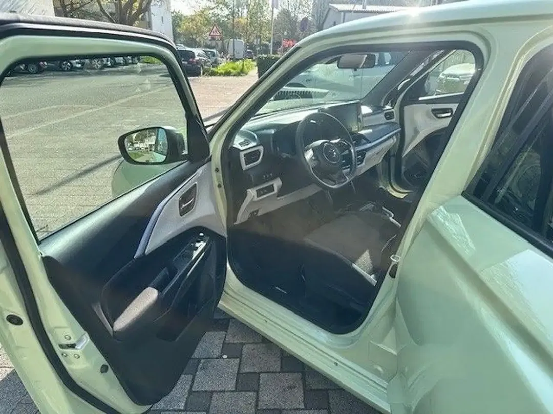 Suzuki Swift - Thumbnail 14