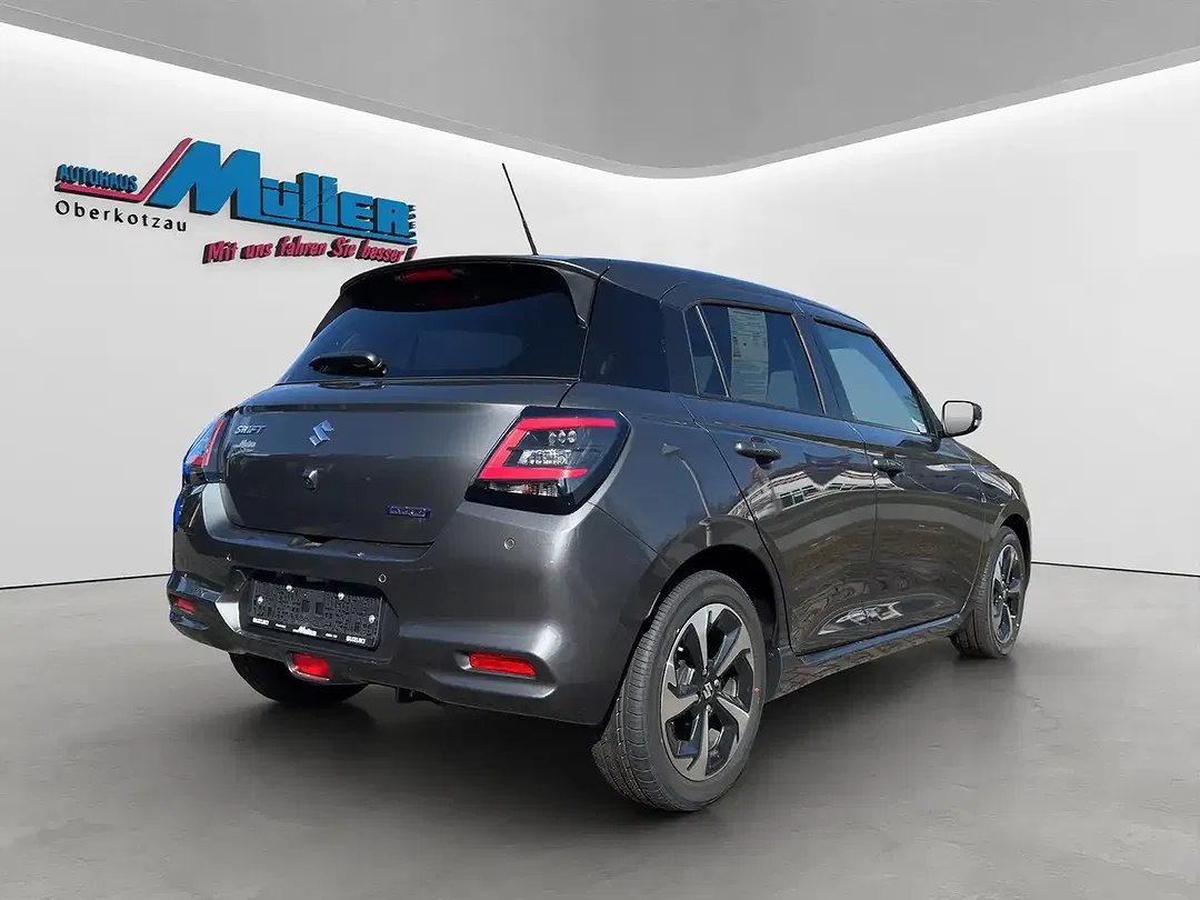 Suzuki Swift - Thumbnail 6