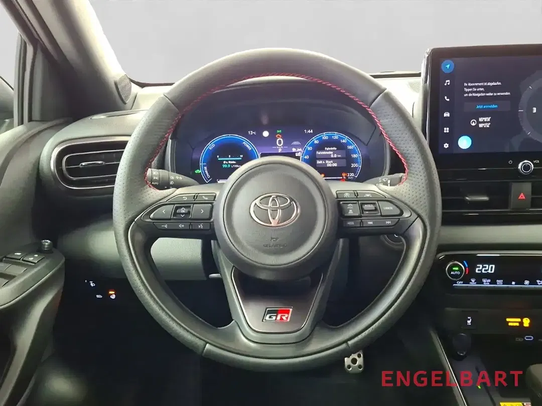 Toyota Yaris - Thumbnail 7