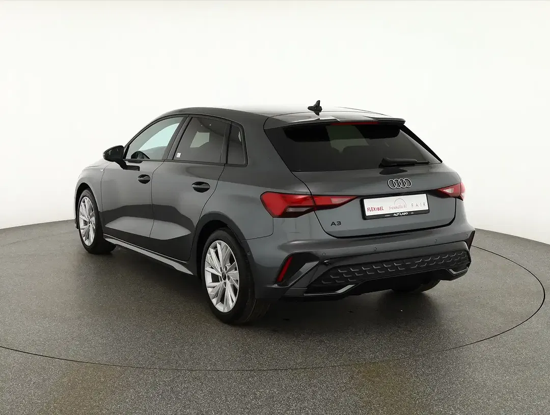 Audi A3 - Thumbnail 2